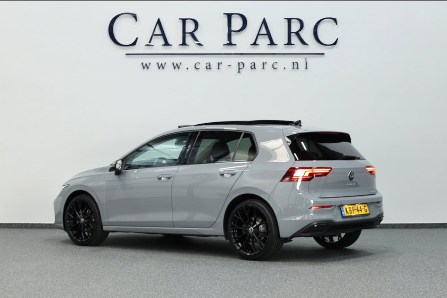 Volkswagen Golf 1.5 eTSI R-Line Edition LED/VIRTUAL/SFEER/PANO/ALCANTARA+S.VERWARMING+MEMORY/19" LMV/ACC/ECC/12 MND GARANTIE!