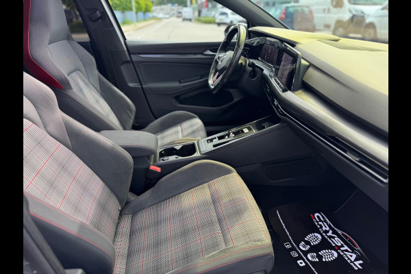 Volkswagen Golf 2.0 TSI GTI 245 PK Panorama IQ Stoelver. Sfeerverlichting