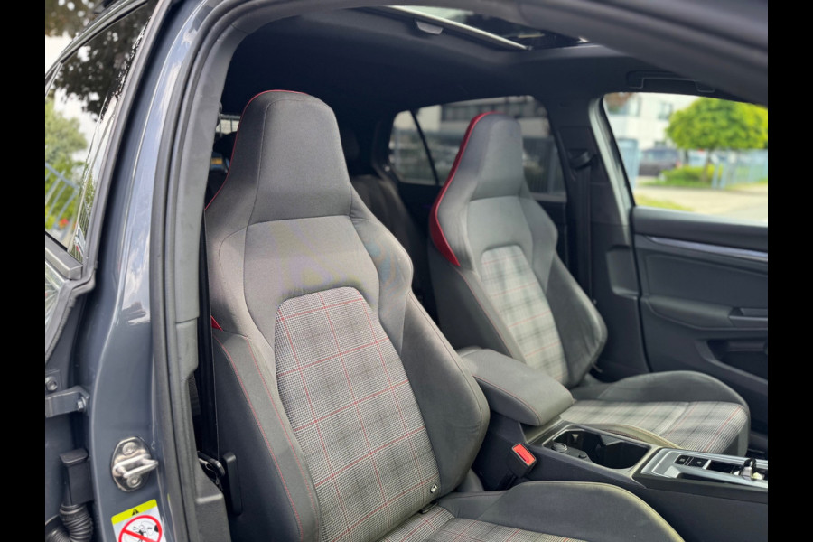 Volkswagen Golf 2.0 TSI GTI 245 PK Panorama IQ Stoelver. Sfeerverlichting
