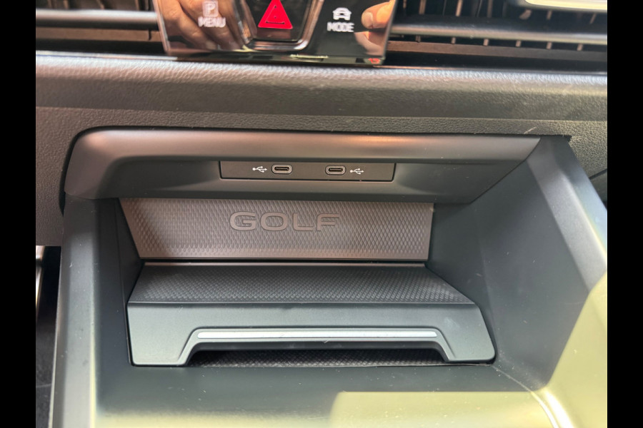 Volkswagen Golf 2.0 TSI GTI 245 PK Panorama IQ Stoelver. Sfeerverlichting
