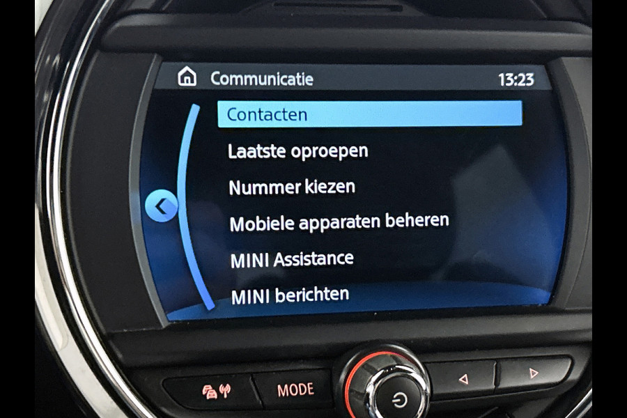 MINI Cooper SE Electric Yours 33 kWh (Dealer Onderh, Camera, Navi, StoelV, PDC, Climate Con, Etc)
