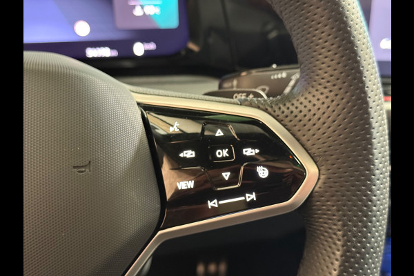 Volkswagen Golf 2.0 TDI GTD |Sfeerverlichting | Stuur/Stoelverwarming | Pano | Camera | Carplay
