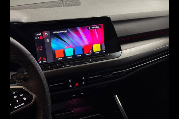 Volkswagen Golf 2.0 TDI GTD |Sfeerverlichting | Stuur/Stoelverwarming | Pano | Camera | Carplay