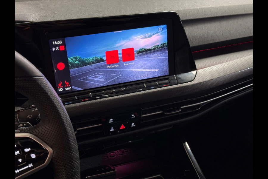 Volkswagen Golf 2.0 TDI GTD |Sfeerverlichting | Stuur/Stoelverwarming | Pano | Camera | Carplay