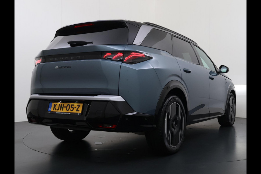 Peugeot E-5008 GT 73 kWh SOH 95%| 7 PERSOONS | COMPLEET UITGEVOERD| STOEL VENTILATIE |WARMTEPOMP| ADAPTIEVE CRUISE CONTROL | 360° CAMERA | ACHTERBANK VERWARMD |STOEL+ STUURVERWARMING| MEMORY STOEL MET MASSAGE| DODE HOEK SENSOR| ELEKTRISCHE ACHTERKLEP