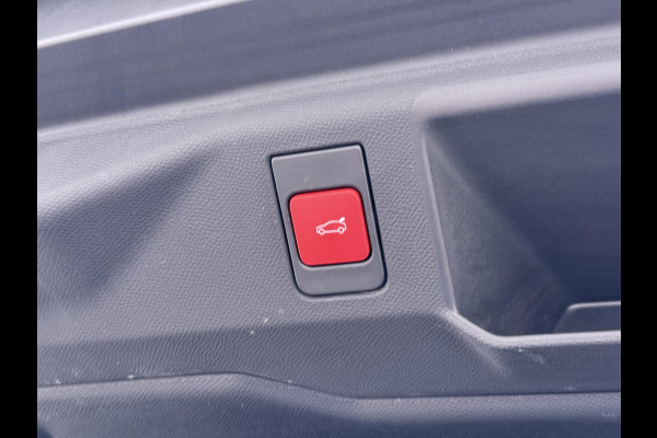 Peugeot E-5008 GT 73 kWh SOH 95%| 7 PERSOONS | COMPLEET UITGEVOERD| STOEL VENTILATIE |WARMTEPOMP| ADAPTIEVE CRUISE CONTROL | 360° CAMERA | ACHTERBANK VERWARMD |STOEL+ STUURVERWARMING| MEMORY STOEL MET MASSAGE| DODE HOEK SENSOR| ELEKTRISCHE ACHTERKLEP