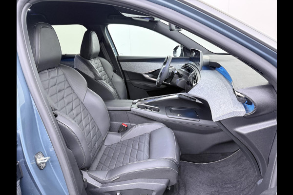 Peugeot E-5008 GT 73 kWh SOH 95%| 7 PERSOONS | COMPLEET UITGEVOERD| STOEL VENTILATIE |WARMTEPOMP| ADAPTIEVE CRUISE CONTROL | 360° CAMERA | ACHTERBANK VERWARMD |STOEL+ STUURVERWARMING| MEMORY STOEL MET MASSAGE| DODE HOEK SENSOR| ELEKTRISCHE ACHTERKLEP