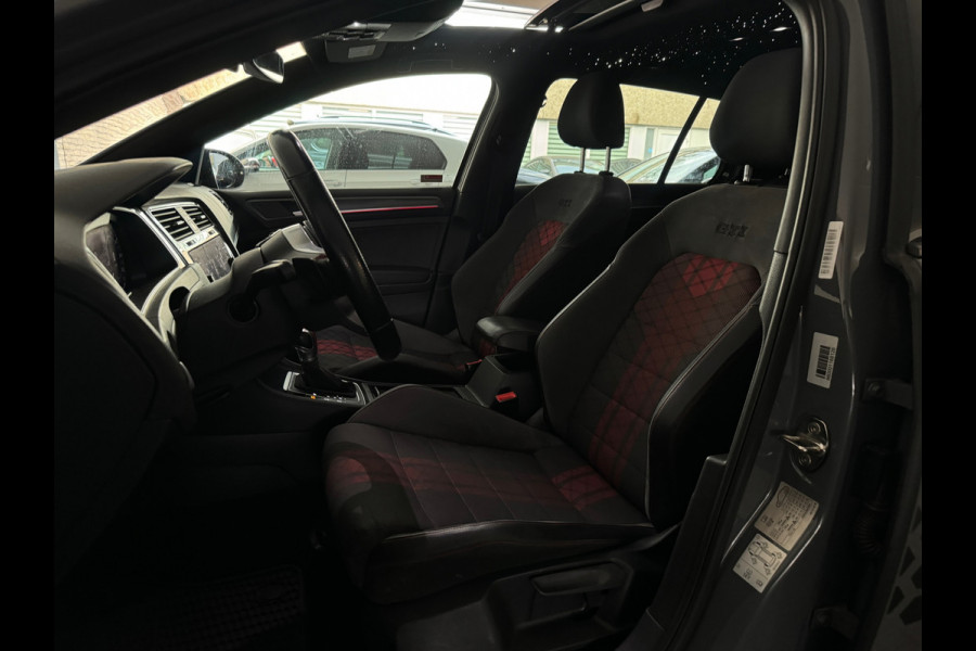 Volkswagen Golf 2.0 TSI GTI TCR Pano|Sterrenhemel|Camera|ACC