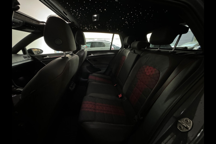 Volkswagen Golf 2.0 TSI GTI TCR Pano|Sterrenhemel|Camera|ACC