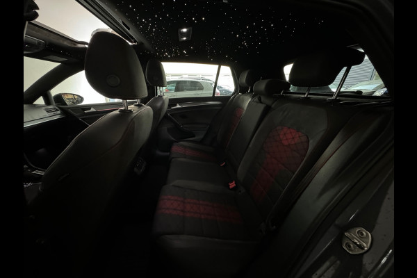 Volkswagen Golf 2.0 TSI GTI TCR Pano|Sterrenhemel|Camera|ACC