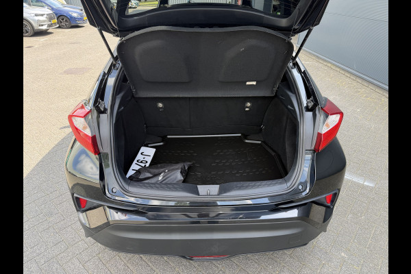 Toyota C-HR 1.8 Hybrid Business Intro (Trekhaak - Camera - Stoelverwarming - Keyless Entry - 18"incl 4S - Adaptieve Cruise Controle - Automa