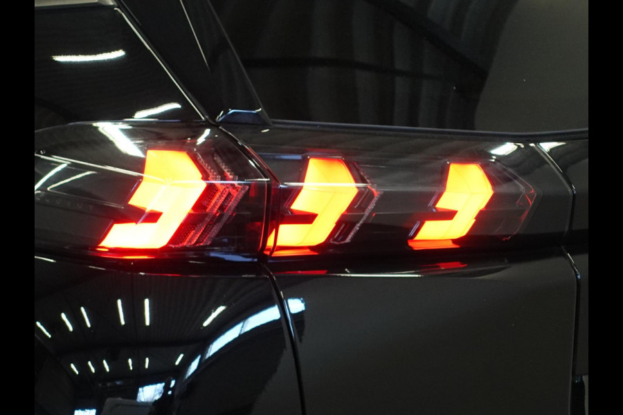 Peugeot 2008 1.2 PureTech Allure Airco Navi Carplay Cruise Control PDC VA Camera LED Verlichting