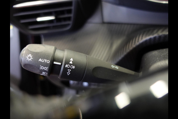 Peugeot 2008 1.2 PureTech Allure Airco Navi Carplay Cruise Control PDC VA Camera LED Verlichting