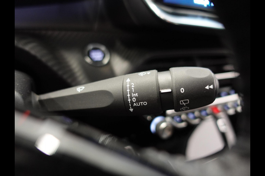 Peugeot 2008 1.2 PureTech Allure Airco Navi Carplay Cruise Control PDC VA Camera LED Verlichting