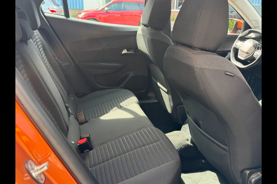 Peugeot 2008 1.2 PureTech Active Pack 107.000 KM - Apple CarPlay / Navigatie I Airco I LED I Sport velgen I Dealer onderhouden