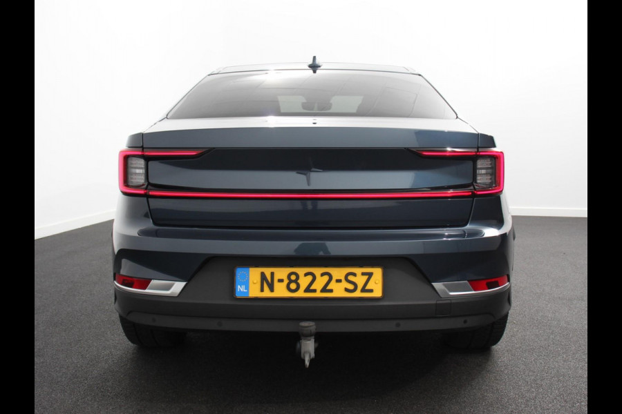 Polestar 2 Standard Range Single Motor 63kWh Climate control Cruise control Panorama dak Parkeersensoren + Camera Trekhaak Voorstoelen verwarmd Apple Carplay/ Android Auto