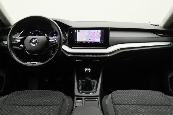 Škoda Octavia Combi 1.0 TSI Business Edition Virtual Cockpit, Cruise,  Apple Carplay, Sfeerverlichting, LED, DAB, PDC, 16''