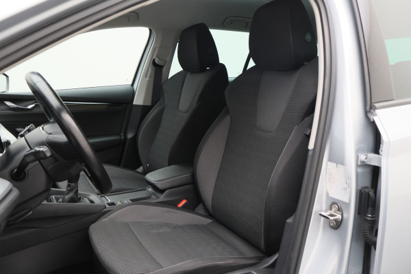 Škoda Octavia Combi 1.0 TSI Business Edition Virtual Cockpit, Cruise,  Apple Carplay, Sfeerverlichting, LED, DAB, PDC, 16''