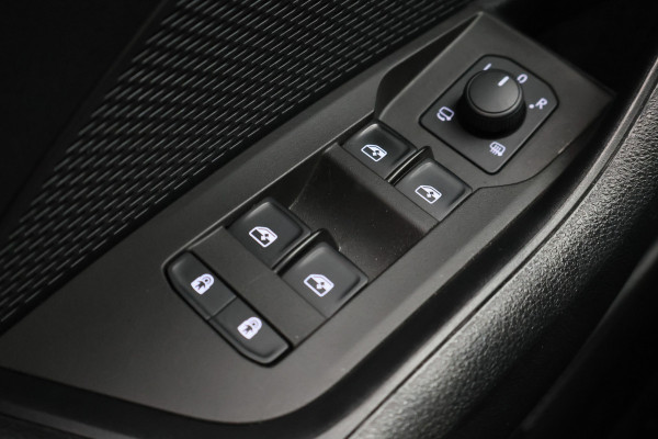 Škoda Octavia Combi 1.0 TSI Business Edition Virtual Cockpit, Cruise,  Apple Carplay, Sfeerverlichting, LED, DAB, PDC, 16''