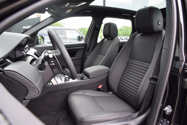 Land Rover Discovery Sport P270e PHEV Business Landmark Edition