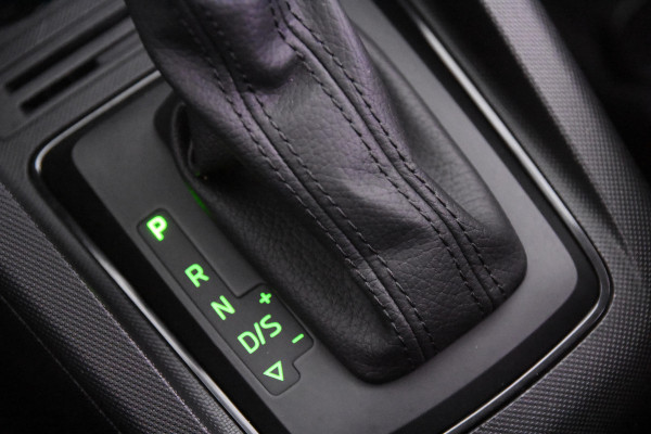 Škoda Fabia Combi TSI Ambition DSG *1ste Eigenaar*Navigatie*Camera*Carplay*