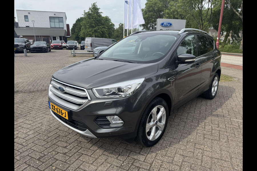 Ford Kuga 1.5 EcoBoost Titanium 150pk Trekhaak | Elektrische Achterklep | Stoel, stuur en Voorruit verwarming | Achteruitrijcamera | 2.000kg Trekgewicht