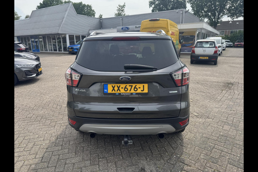 Ford Kuga 1.5 EcoBoost Titanium 150pk Trekhaak | Elektrische Achterklep | Stoel, stuur en Voorruit verwarming | Achteruitrijcamera | 2.000kg Trekgewicht
