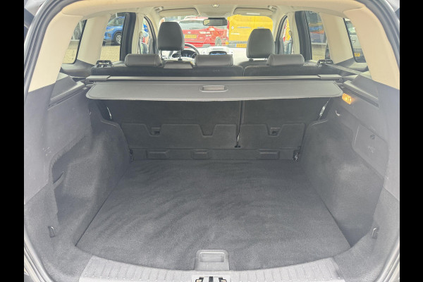 Ford Kuga 1.5 EcoBoost Titanium 150pk Trekhaak | Elektrische Achterklep | Stoel, stuur en Voorruit verwarming | Achteruitrijcamera | 2.000kg Trekgewicht
