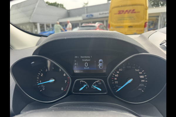 Ford Kuga 1.5 EcoBoost Titanium 150pk Trekhaak | Elektrische Achterklep | Stoel, stuur en Voorruit verwarming | Achteruitrijcamera | 2.000kg Trekgewicht