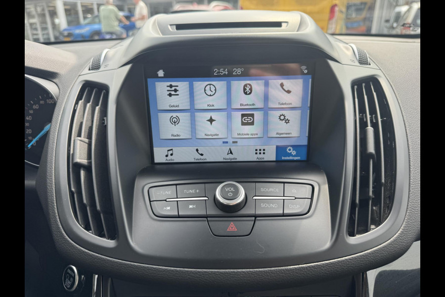 Ford Kuga 1.5 EcoBoost Titanium 150pk Trekhaak | Elektrische Achterklep | Stoel, stuur en Voorruit verwarming | Achteruitrijcamera | 2.000kg Trekgewicht