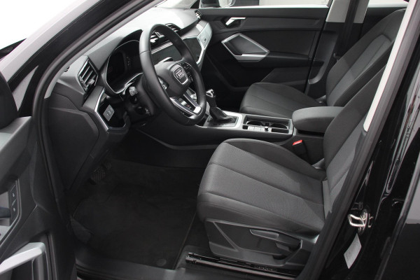 Audi Q3 Sportback 35 TFSI 150pk S-tronic Prestige Navigatie Apple Carplay/Android Auto Parkeersensoren Adaptieve Cruise Control Stoelverwarming Ledverlichting Virtual Cockpit Climate Control