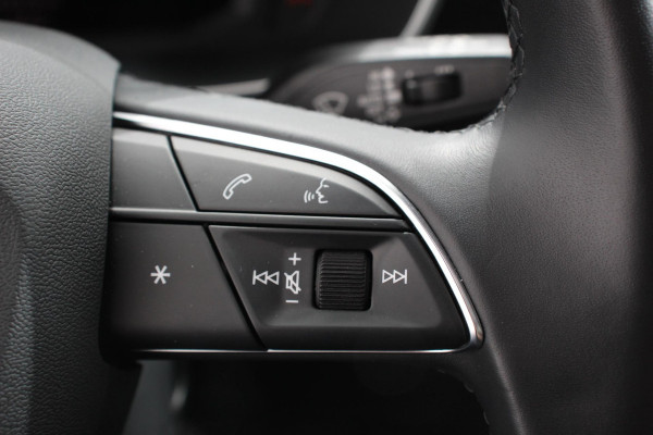 Audi Q3 Sportback 35 TFSI 150pk S-tronic Prestige Navigatie Apple Carplay/Android Auto Parkeersensoren Adaptieve Cruise Control Stoelverwarming Ledverlichting Virtual Cockpit Climate Control