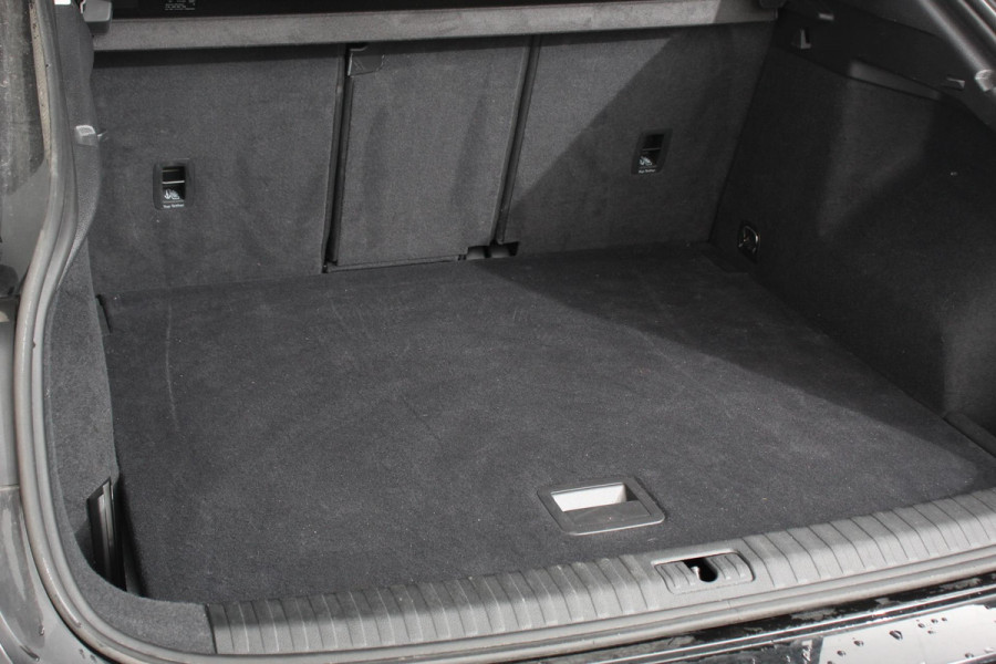 Audi Q3 Sportback 35 TFSI 150pk S-tronic Prestige Navigatie Apple Carplay/Android Auto Parkeersensoren Adaptieve Cruise Control Stoelverwarming Ledverlichting Virtual Cockpit Climate Control