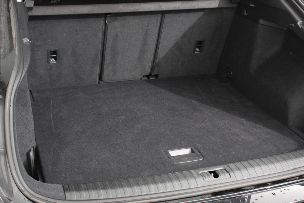 Audi Q3 Sportback 35 TFSI 150pk S-tronic Prestige Navigatie Apple Carplay/Android Auto Parkeersensoren Adaptieve Cruise Control Stoelverwarming Ledverlichting Virtual Cockpit Climate Control