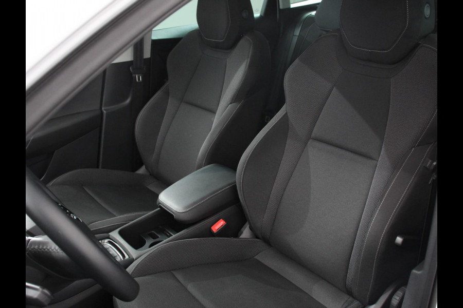 Škoda Karoq 1.5 TSI 150pk DSG Ambition Navigatie Apple Carpla/Android Auto Camera Climate Control Adaptieve Cruise control Lichtmetalen Velgen
