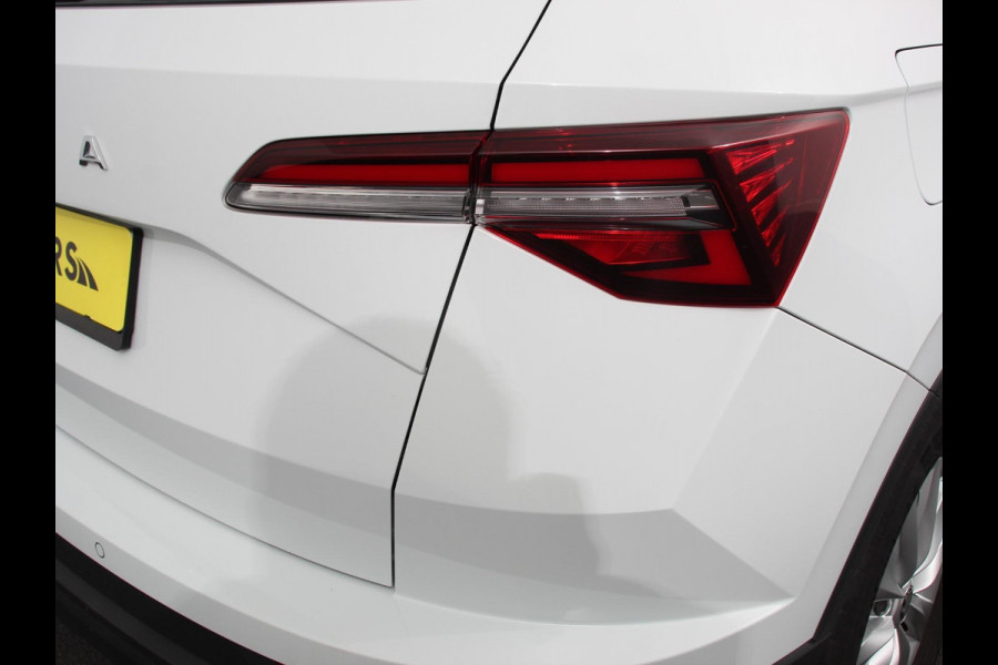 Škoda Karoq 1.5 TSI 150pk DSG Ambition Navigatie Apple Carpla/Android Auto Camera Climate Control Adaptieve Cruise control Lichtmetalen Velgen