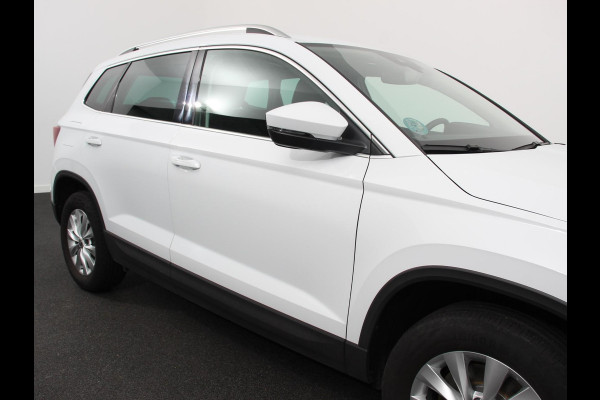 Škoda Karoq 1.5 TSI 150pk DSG Ambition Navigatie Apple Carpla/Android Auto Camera Climate Control Adaptieve Cruise control Lichtmetalen Velgen