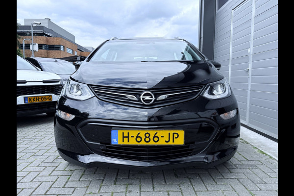 Opel Ampera-E Business Executive 60 kWh - Apple CarPlay / Android Auto - Lederen Bekleding - Stuur-/Stoelverwarming - Xenon