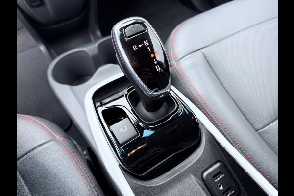 Opel Ampera-E Business Executive 60 kWh - Apple CarPlay / Android Auto - Lederen Bekleding - Stuur-/Stoelverwarming - Xenon