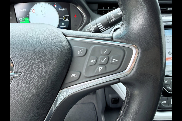 Opel Ampera-E Business Executive 60 kWh - Apple CarPlay / Android Auto - Lederen Bekleding - Stuur-/Stoelverwarming - Xenon