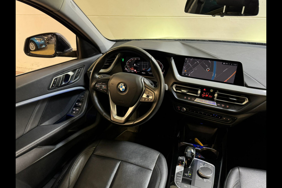 BMW 1-serie 118IA 140PK AUT. HIGH EXECUTIVE LEDER/NAVI/PANORAMADAK****
