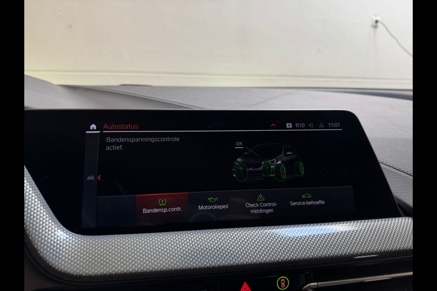 BMW 1-serie 118IA 140PK AUT. HIGH EXECUTIVE LEDER/NAVI/PANORAMADAK****