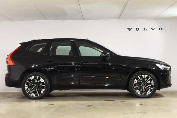 Volvo XC60 T6 350PK Plug-in hybrid AWD Ultra Dark / Adaptieve Cruise control / Head-up Display / Elektrisch glazen panorama-dak / Elektrische stoelen met geheugen / Stuurverwarming / Stoelverwarming v+a / 360 Camera / Harman Kardon / Semi-elektrisch inklapbare trekhaak