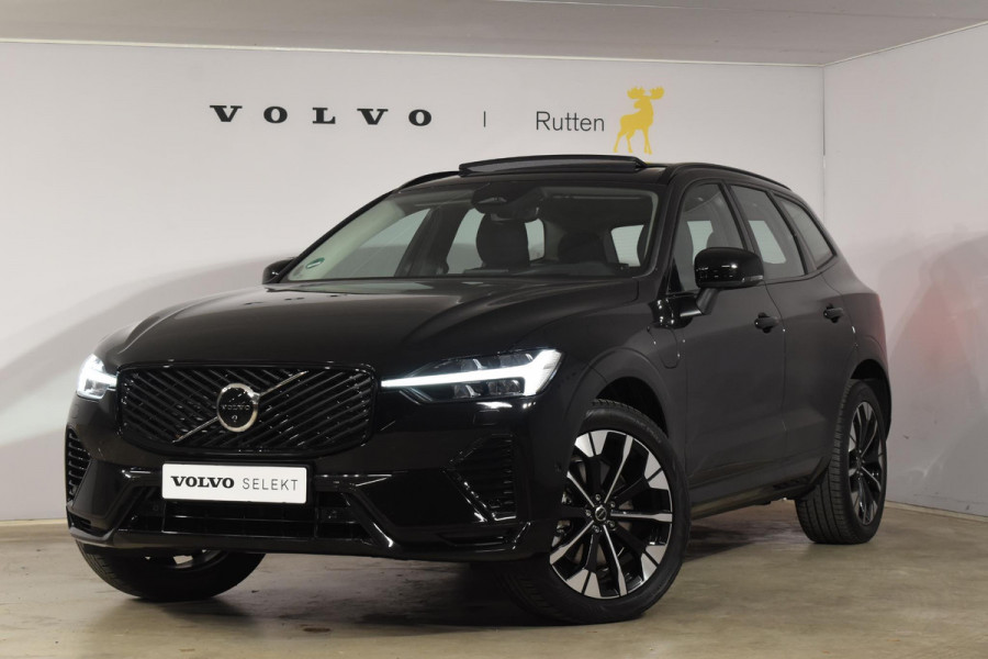Volvo XC60 T6 350PK Plug-in hybrid AWD Ultra Dark / Adaptieve Cruise control / Head-up Display / Elektrisch glazen panorama-dak / Elektrische stoelen met geheugen / Stuurverwarming / Stoelverwarming v+a / 360 Camera / Harman Kardon / Semi-elektrisch inklapbare trekhaak