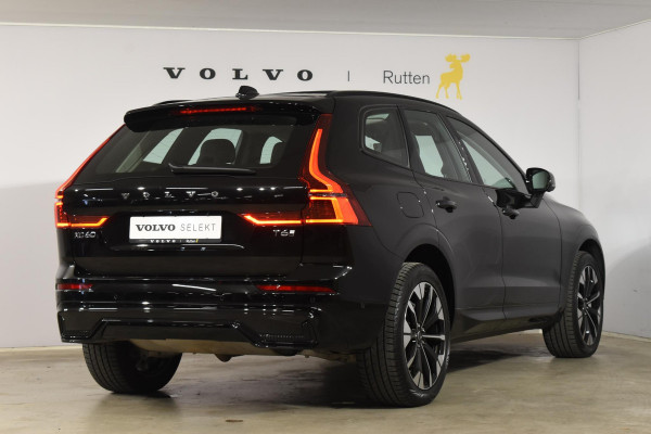 Volvo XC60 T6 350PK Plug-in hybrid AWD Ultra Dark / Adaptieve Cruise control / Head-up Display / Elektrisch glazen panorama-dak / Elektrische stoelen met geheugen / Stuurverwarming / Stoelverwarming v+a / 360 Camera / Harman Kardon / Semi-elektrisch inklapbare trekhaak