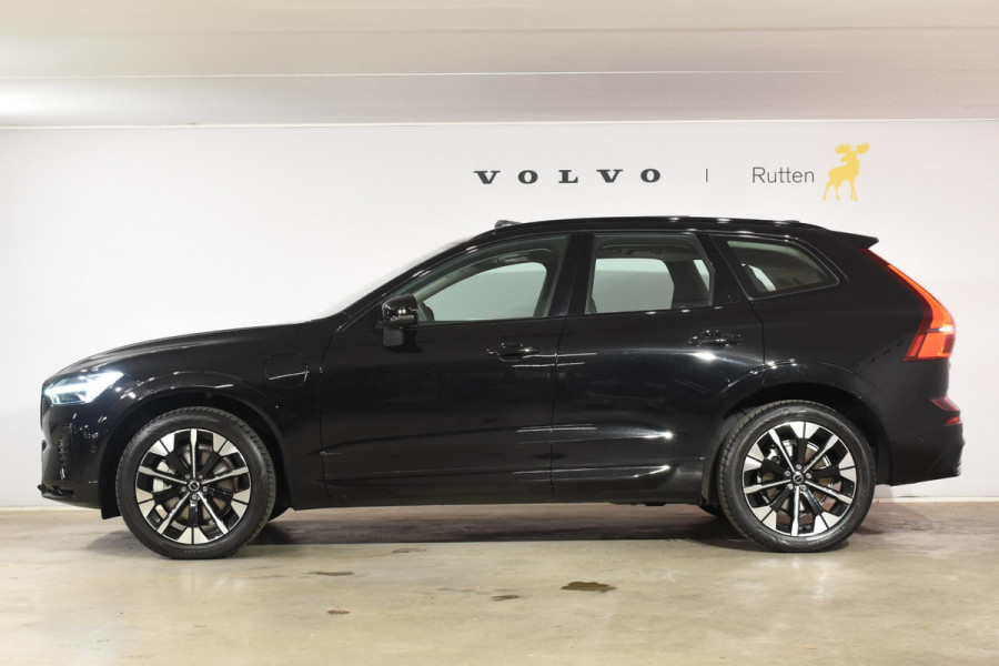 Volvo XC60 T6 350PK Plug-in hybrid AWD Ultra Dark / Adaptieve Cruise control / Head-up Display / Elektrisch glazen panorama-dak / Elektrische stoelen met geheugen / Stuurverwarming / Stoelverwarming v+a / 360 Camera / Harman Kardon / Semi-elektrisch inklapbare trekhaak