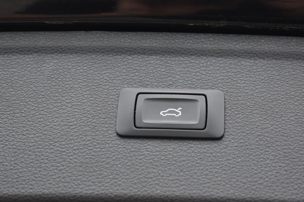 Audi Q5 50 TFSI e S edition
