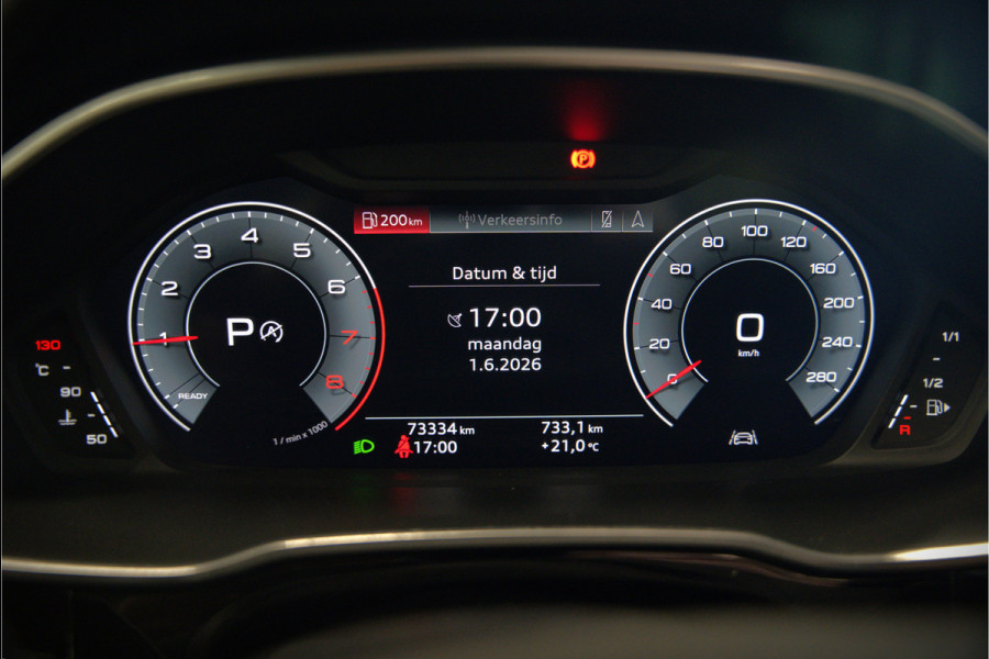 Audi Q3 35 TFSI S Line Pro Line S S-Line | Panoramadak | Stoelverwarming | Camera | Cruise Control | Apple Carplay | Dodehoekdetectie | Navigatie | Parkeersensoren |
