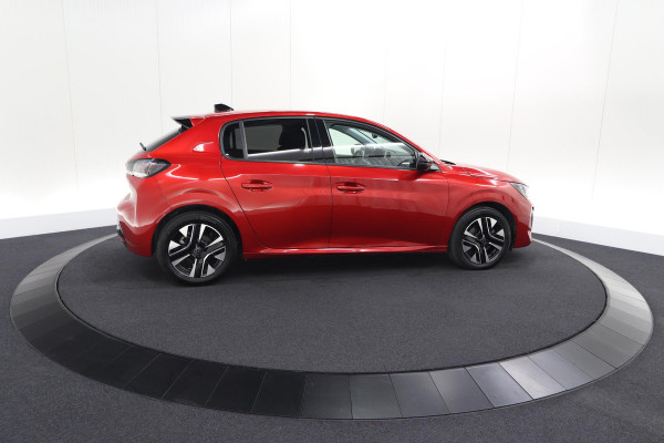 Peugeot 208 Puretech 100 Allure | Camera | Navigatie | Parkeersensoren | Apple Carplay