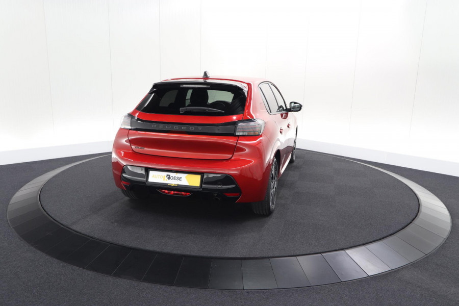 Peugeot 208 Puretech 100 Allure | Camera | Navigatie | Parkeersensoren | Apple Carplay